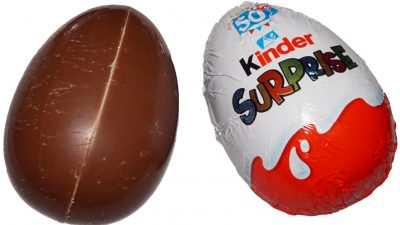 Två kinderägg.